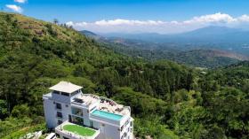 12 Morgen schönes Teeland zum Verkauf in Sri Lanka Central