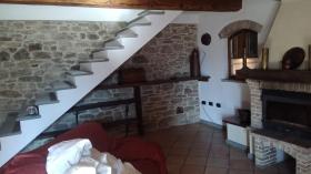 Schöne Wohnung im Stadthaus zum Verkauf in Rimini Italien