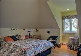 Vielseitiges Anwesen mit unglaublichem Blick auf den See - als B&B betriebsbereit