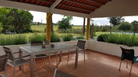 Bauernhof mit Haus, Pool und weitem Panoramablick