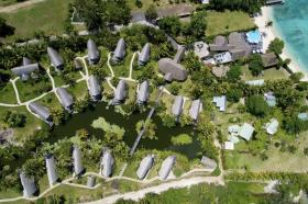 Zu verkaufen ist das Luxuskomplex Hotel The Lapita - Huahine Insel