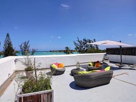 Atypisches Luxus-Penthouse mit Panoramablick auf das Meer