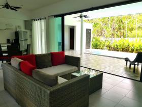 Zu verkaufen 2 Villen mit Pool in Namuang