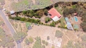 Villa mit 4 Schlafzimmern und 1,6 ha Land in Liberia