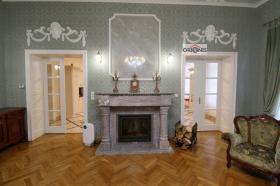 Luxusvilla von 870 m2 mit einem Grundstück von 1702 m2 für einen sehr anspruchsvollen Kunden