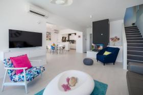 Luxusvilla mit Blick auf das Meer in Dalmatien