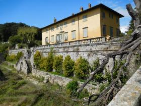 Villa Paolina di Compignano: Historische Luxusvilla zum Verkauf in der Toskana
