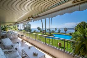 In Cannes Basse Californie, hervorragende Wohnung mit Meerblick und den Lérins-Inseln