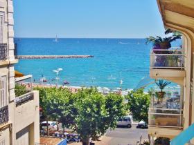 Wohnung mit Blick auf den Strand