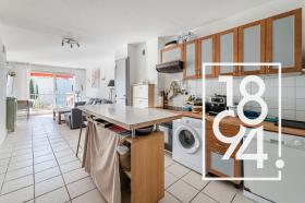 Apartment mit Meerblick in der Nähe des Stadtzentrums