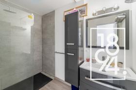 Apartment mit Meerblick in der Nähe des Stadtzentrums