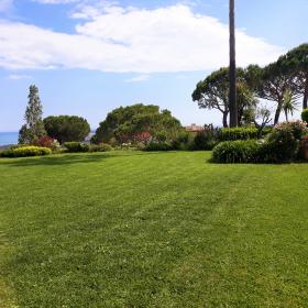Apartment mit Panoramablick auf das Meer und schönem Landschaftsgarten - französischen Riviera