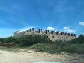 9 Häuser mit Pool zusammen in Playa el Yaque zu verkaufen