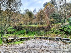 Bauernhof  25000 m2 Grundstück mit Blick auf den Fluss Tâmeg