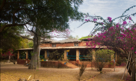 Kleines Hotel zum Verkauf oder zur Miete in Senegal Beach
