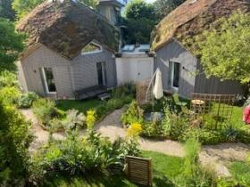 Traditionelles Haus, Neubauart Eco Dome