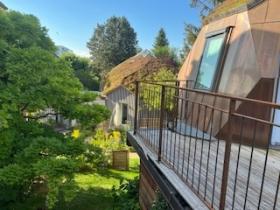 Traditionelles Haus, Neubauart Eco Dome
