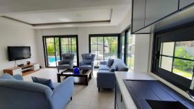 Ferienhaus mit privatem Pool