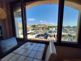 Apartment mit Panoramablick auf den Jachthafen, 3 km von Saint Tropez entfernt