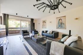Zu verkaufen 5-Zimmer-Wohnung im 16. Arrondissement von Paris