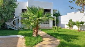 Villa in guter Lage in La Soukra