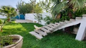 Villa in guter Lage in La Soukra