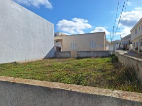Haus am Wasser am Strand von Sounine