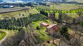 Prestigeträchtige Villa in der toskanischen Landschaft