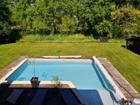 Charmantes Haus im provenzalischen Stil mit Swimmingpool