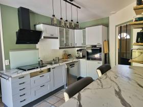 Charmantes Haus im provenzalischen Stil mit Swimmingpool