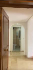 Wohnung in einer sicheren Residenz mit Swimmingpool