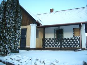 Überschwemmungssicheres Wohnhaus Nähe Balaton