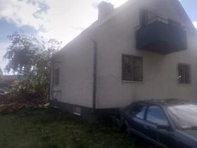 Unbewohntes Haus zu verkaufen