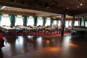 Gepflegtes Hotel und Restaurant am See