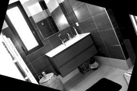 Dachgeschosswohnung mit Meerblick in kleiner Residenz