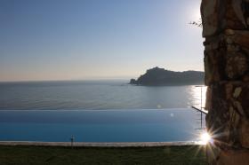 Luxusvilla in erster Linie mit einzigartigem Blick auf das Mittelmeer