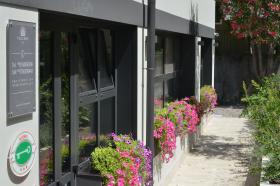 Neues modernes Hotel zum Verkauf - Italienische Riviera