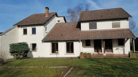 Qualitäts-Architektenhaus Auf halbem Weg zwischen Paris und Straßburg zu verkaufen
