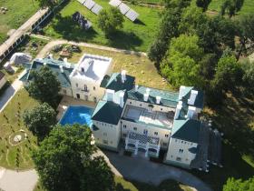 Atemberaubende Burg zum Verkauf in Ungarn, in Acsaújlak