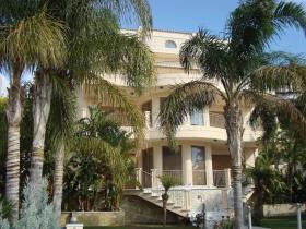 VVIP-Luxusvilla mit atemberaubendem Meerblick
