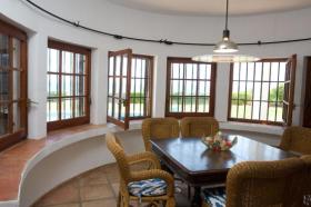 Villa in erster Meereslinie