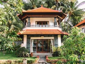 Hotel zum Verkauf im Norden von Bali