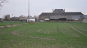 Prächtiges Herrenhaus aus Tuffstein mit zahlreichen Nebengebäuden 500m2