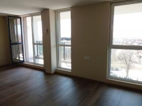 Luxuriöse neue 3-Zimmer-Wohnung 300 Meter vom Strand entfernt in Sarafovo, Burgas