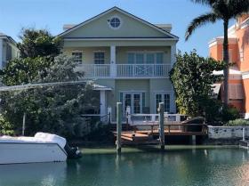 King Fisher Island Sandyport einzigartiges Haus zum Verkauf