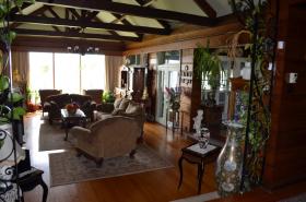 Schönes Haus an einem großen See in Quebec Kanada