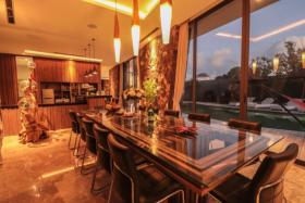 Zum Verkauf eine neue Villa auf dem fabelhaften Bali