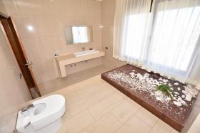 Schöne Luxusvilla in Adeje 1500 m2