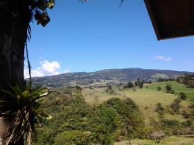 Modernes Chalet mit herrlichem Blick in Costa Rica