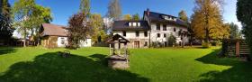 Hotel zum Verkauf an einem abgelegenen Ort inmitten der Natur